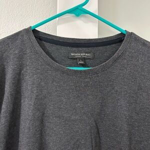 Banana Republic Charcoal Men's Tee